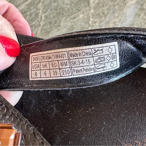 Vionic Floriana Toepost Jeweled Sandal, US Size 8 Pre-owned/clean/nice cond - Picture 4 of 4